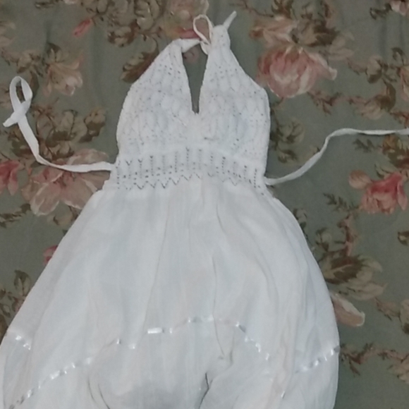 Dresses & Skirts - Dress